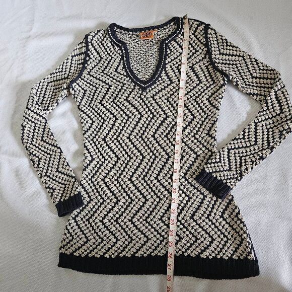 Tory Burch Navy and Beige Tunic Sweater Size Small - Picture 7 of 7